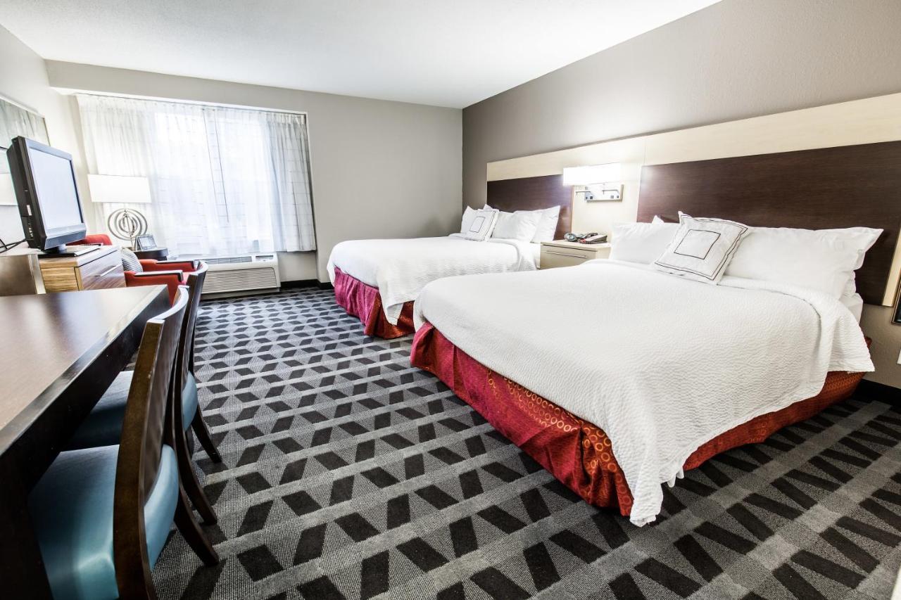 Towneplace Suites By Marriott Gilford Buitenkant foto