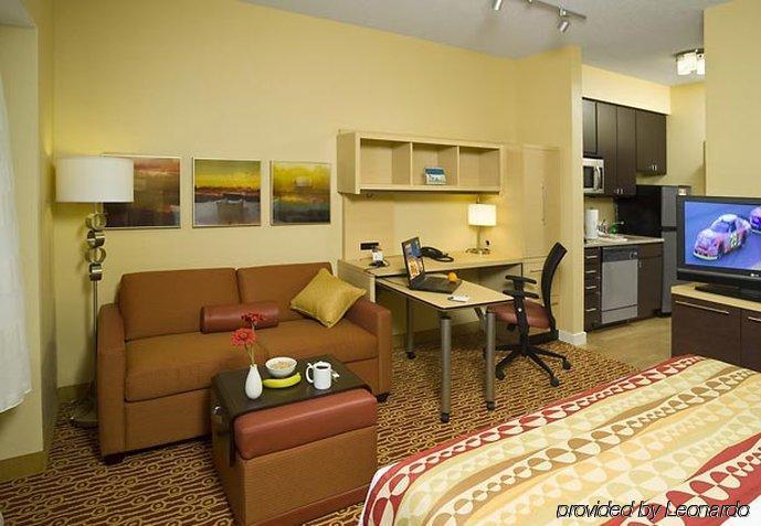 Towneplace Suites By Marriott Gilford Kamer foto