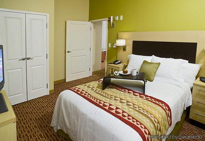 Towneplace Suites By Marriott Gilford Kamer foto